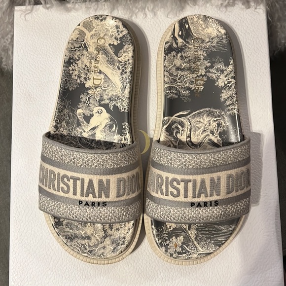Dior slides - Picture 3 of 8